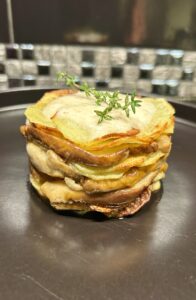 Millefoglie di patate e porcini e spuma di mozzarella