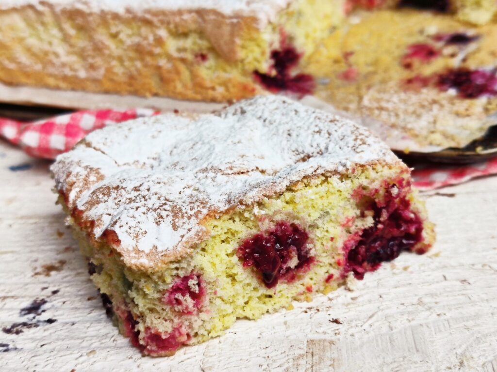 Torta lamponi e mirtilli1