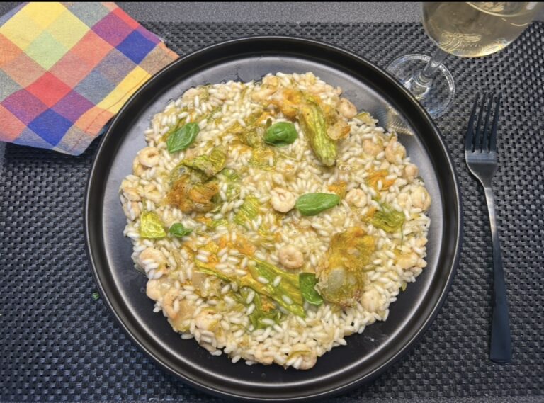 Risotto ai gamberetti e fiori di zucca