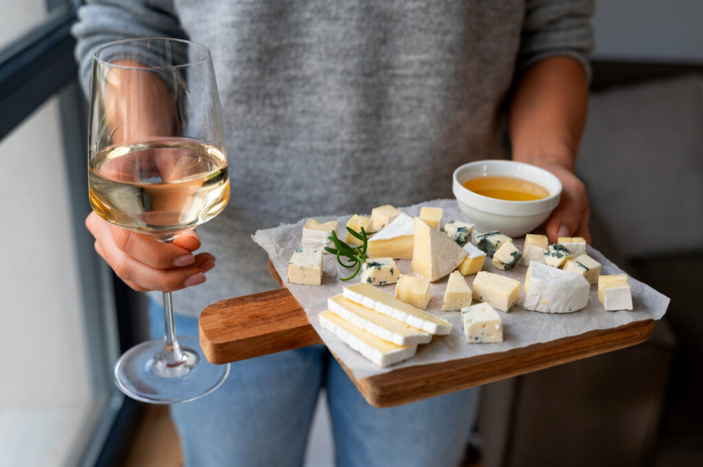 Aperitivo con vino bianco